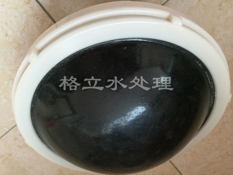 盤(pán)式曝氣器
